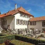 Hotel Le Petit Manoir
