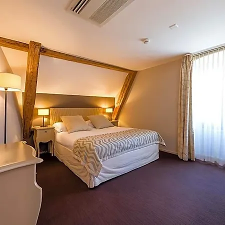 Le Petit Manoir 4*