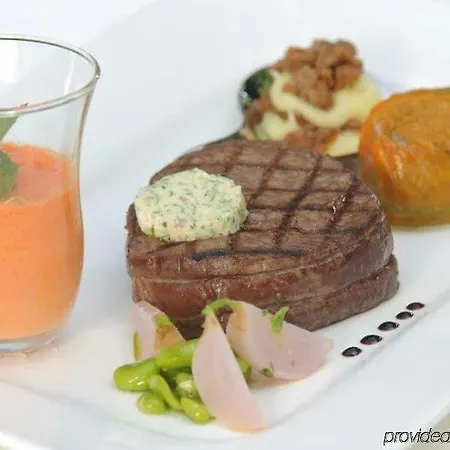 Le Petit Manoir 4*