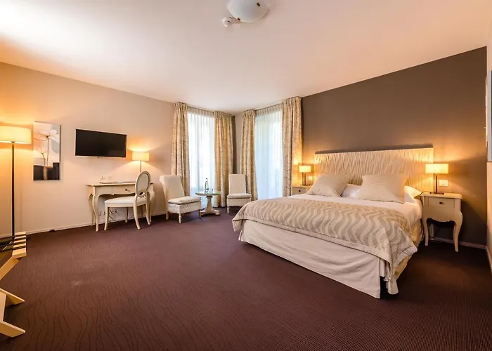 Hotell Le Petit Manoir