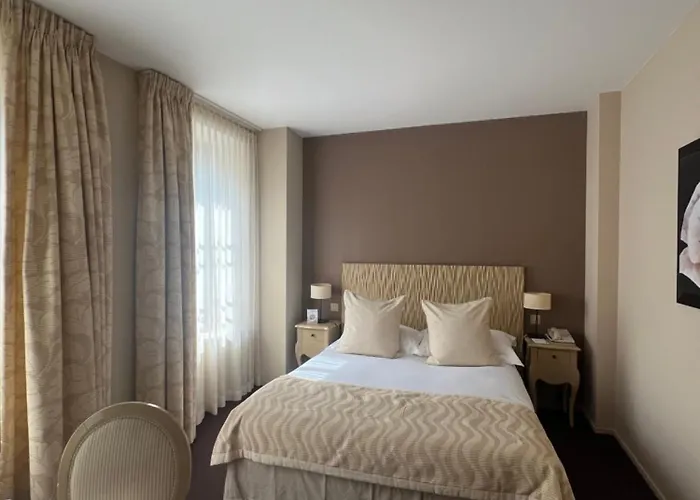 Hotell Le Petit Manoir 4*