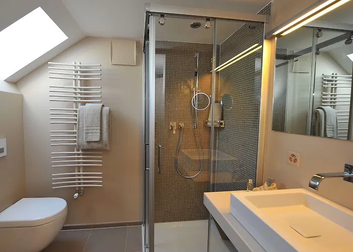 Hotell Le Petit Manoir