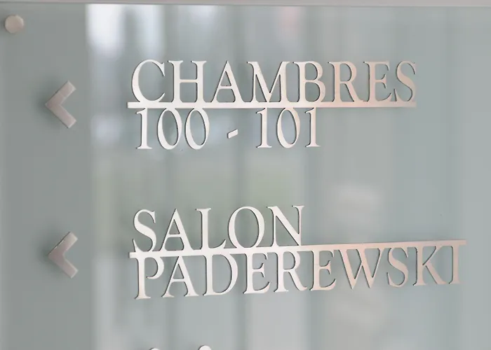 Hotel Le Petit Manoir