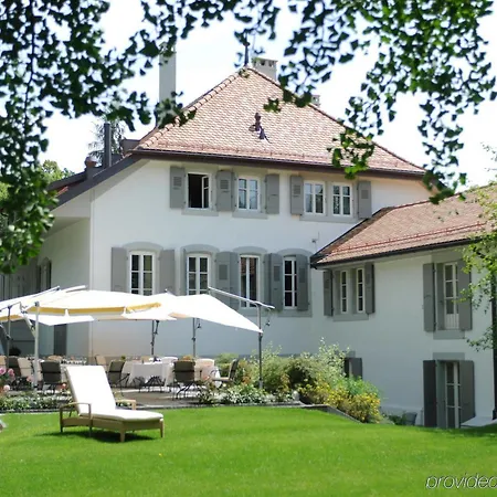 Le Petit Manoir 4*
